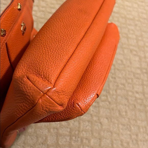 MCM Chain Orange Pebbled Leather Shoulder Crosdbody Bag - Picture 7 of 15